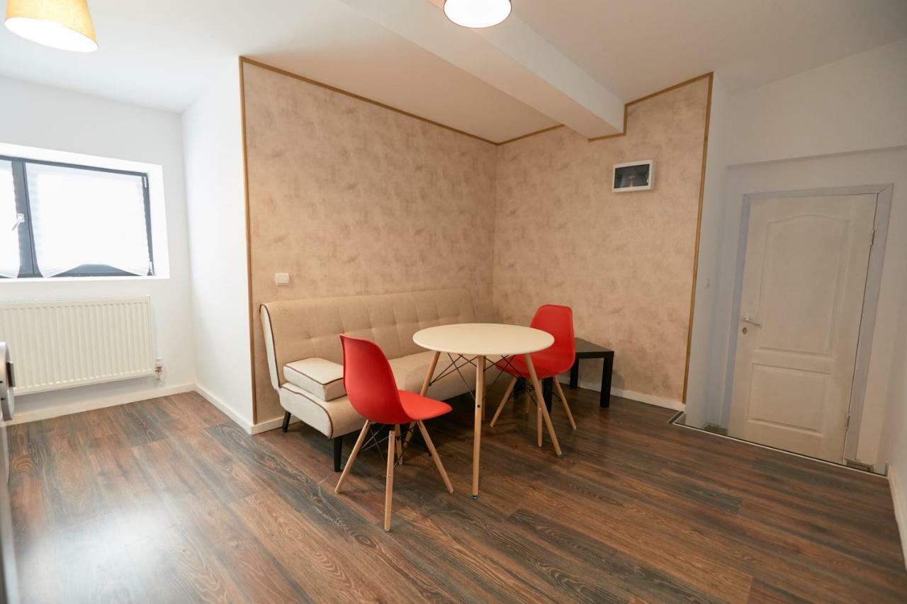 Stanford Apartments ブカレスト エクステリア 写真